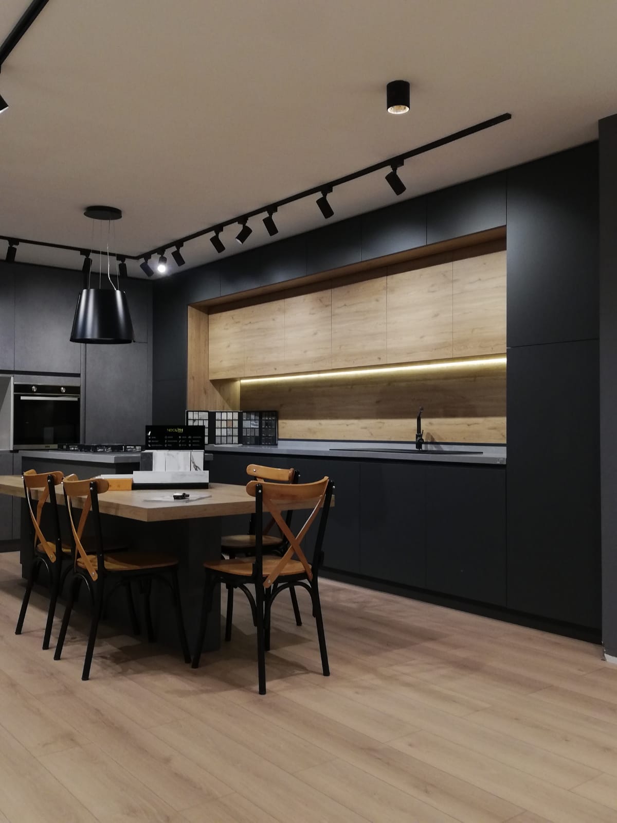 PEMMWOOD | PEMM DOOR